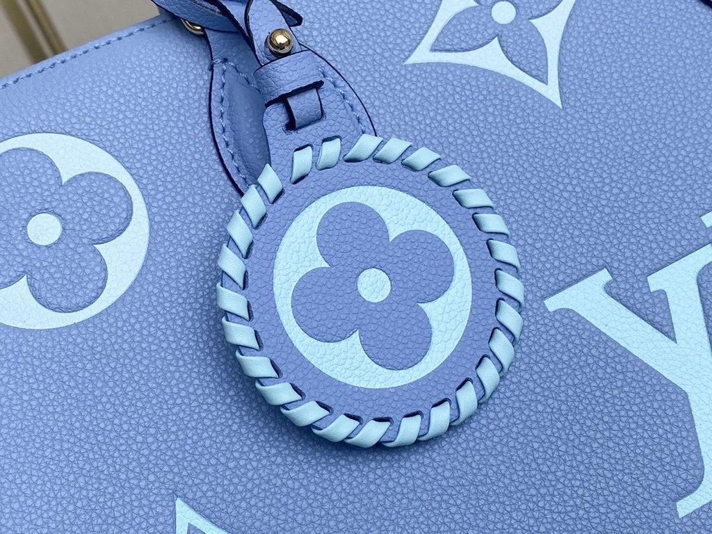 LOUIS VUITTON ONTHEGO MM 35CM SUMMER BLUE EMBOSSED GRAINED COWHIDE