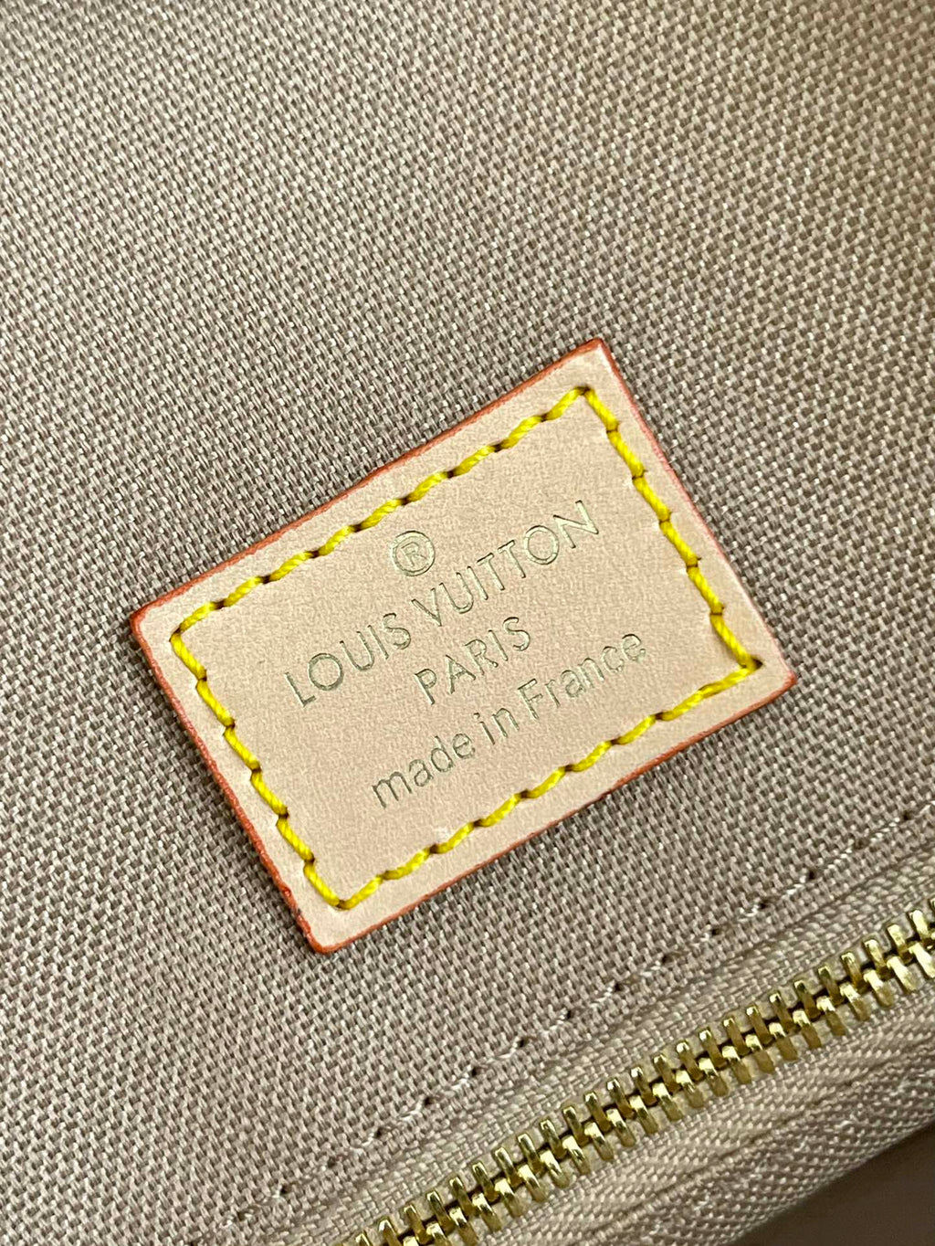 LOUIS VUITTON ONTHEGO 35 WHITE BROWN MONOGRAM CANVAS