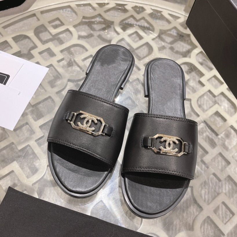 CHANEL Mules Black Shiny Calfskin