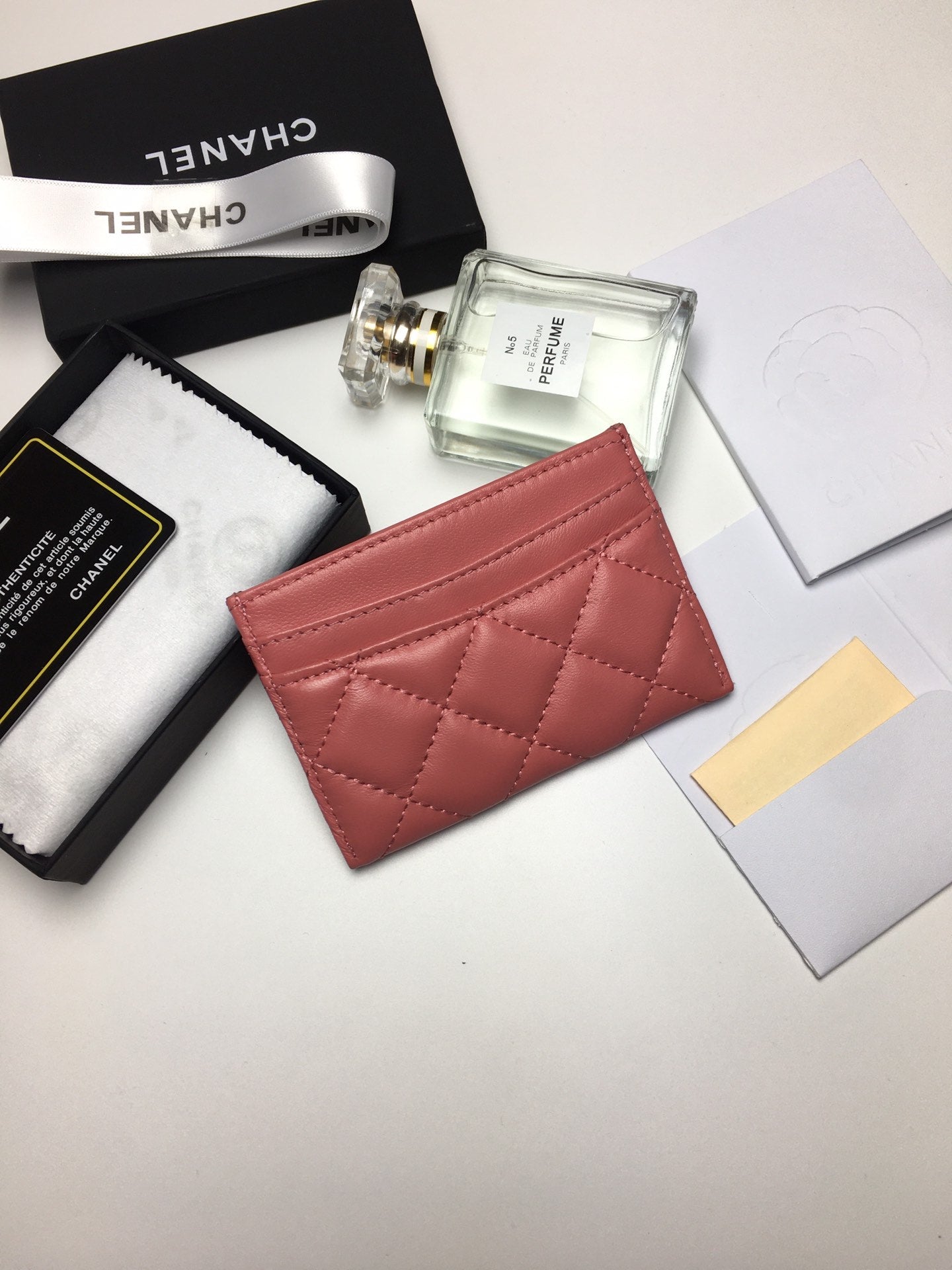 CHANEL CARD HOLDER 11.2 CORAL CALFSKIN SILVER ICON
