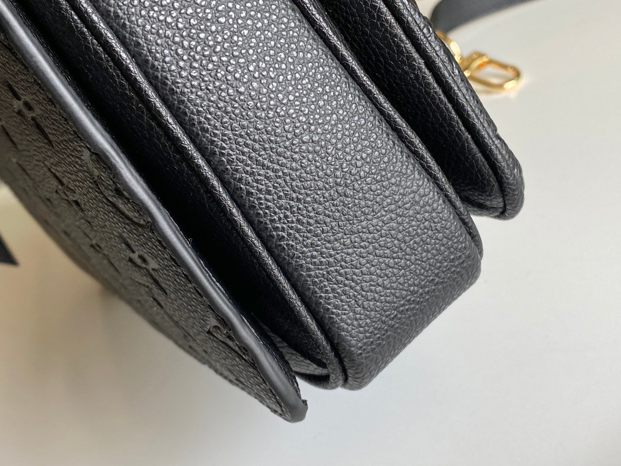 LOUIS VUITTON LV 25S POCHETTE METIS 25 IN BLACK MONOGRAM COATED CANVAS GOLD HARDWARE