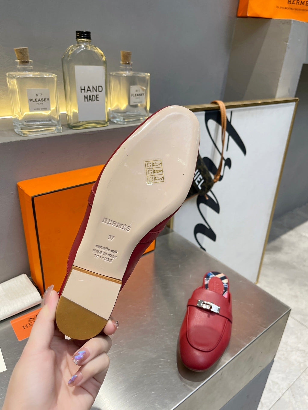 HERMES 0Z MULE RUBY CALFSKIN WITH PATTERN