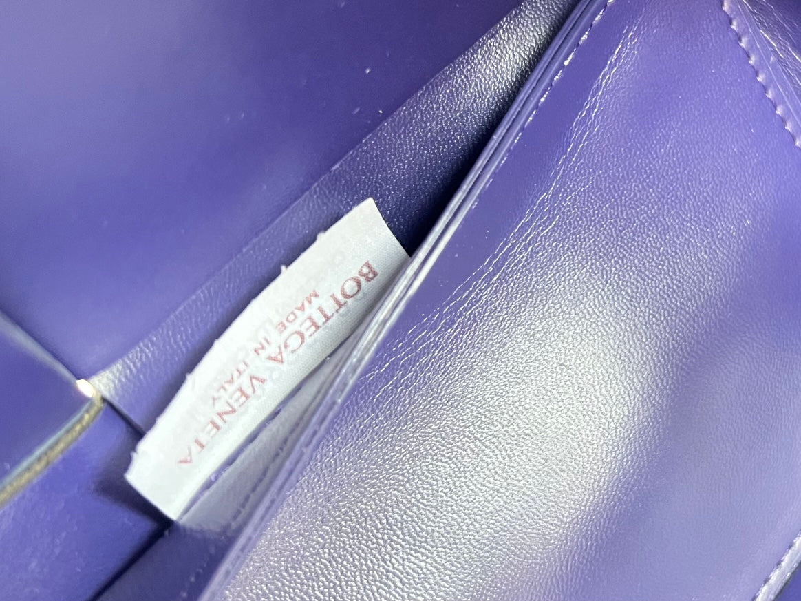 BOTTEGA VENETA SMALL ARCO TOTE 30 IN EAST BAY PURPLE LAMBSKIN