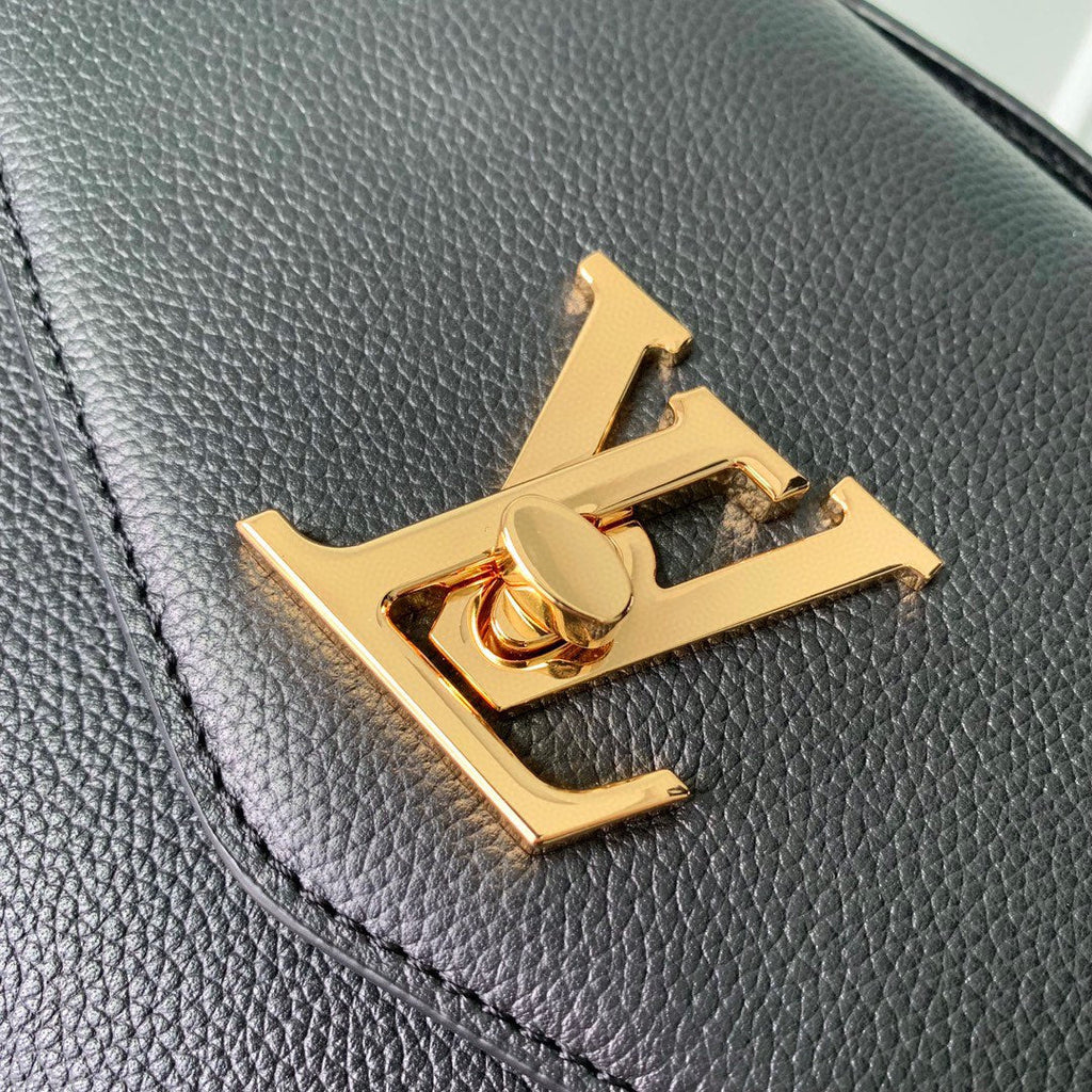 LOUIS VUITTON OXFORD 22 IN BLACK LAMBSKIN GOLD HARDWARE