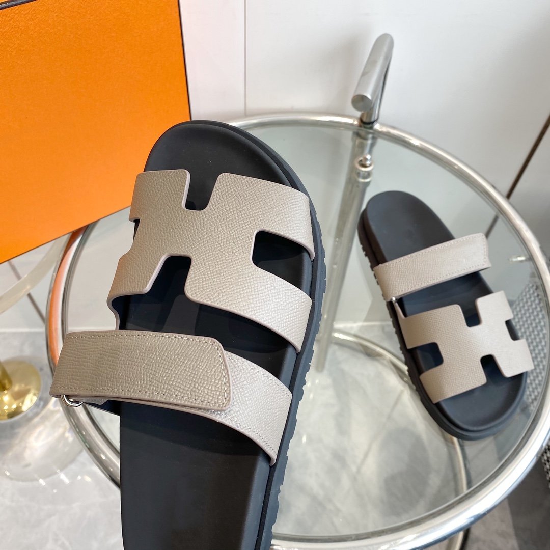 HERMES CHYPRE EPSOM Sandal gray Leather