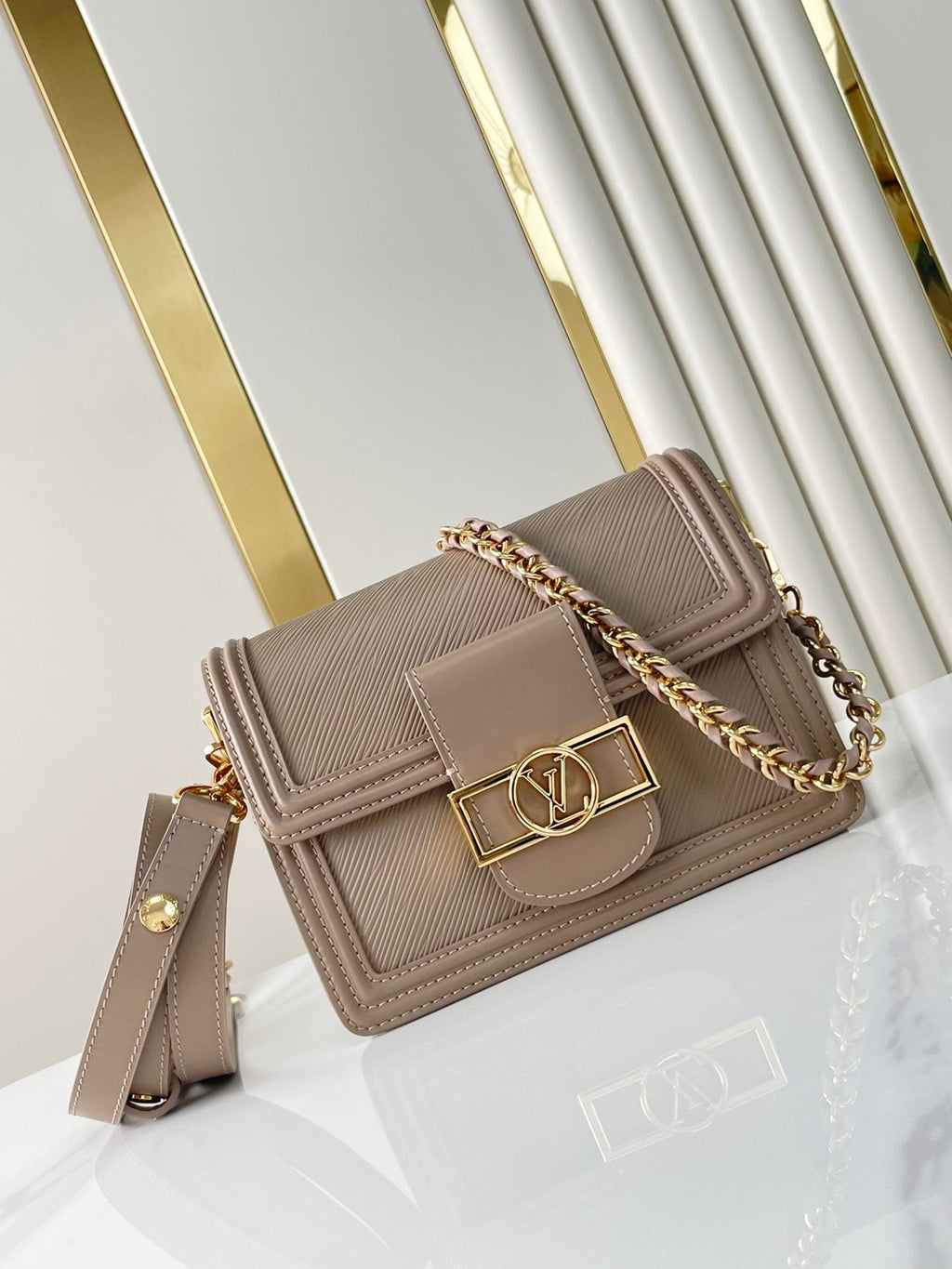 LOUIS VUITTON DAUPHINE MINI 20 IN MEDIUM BROWN EPI GRAINED CALFSKIN GOLD HARDWARE