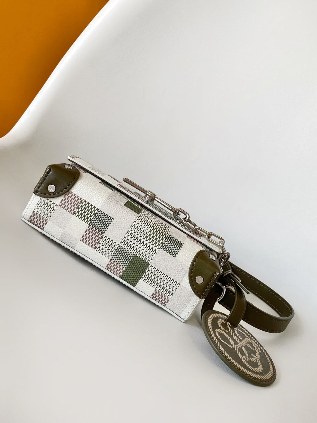 LOUIS VUITTON STEAMER WEARABLE WALLET 16 IN BEIGE AND KHAKI COLORWAY COATED CANVAS