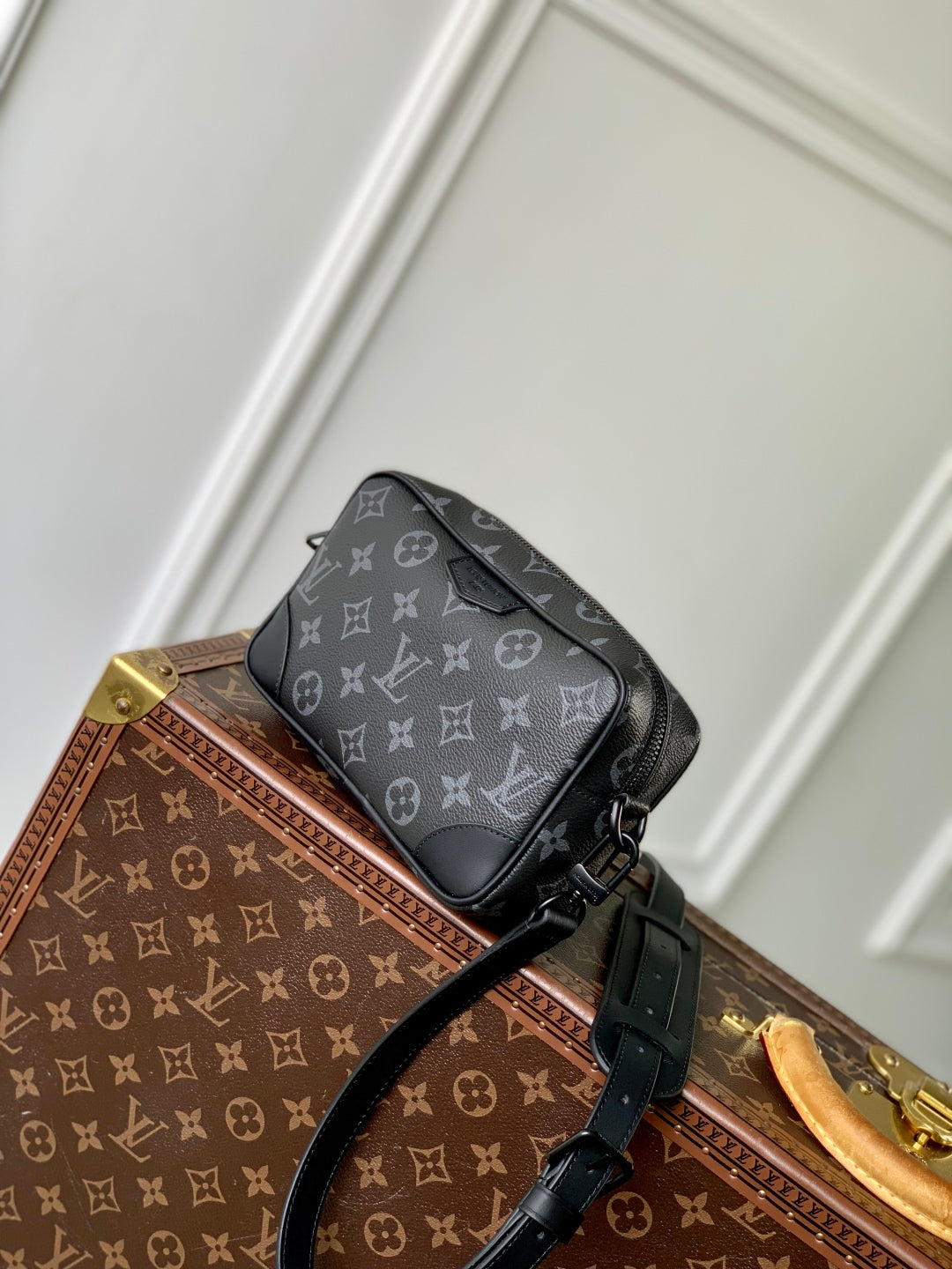 LOUIS VUITTON TROCADERO BAG 20 IN BLACK MONOGRAM ECLIPSE CANVAS