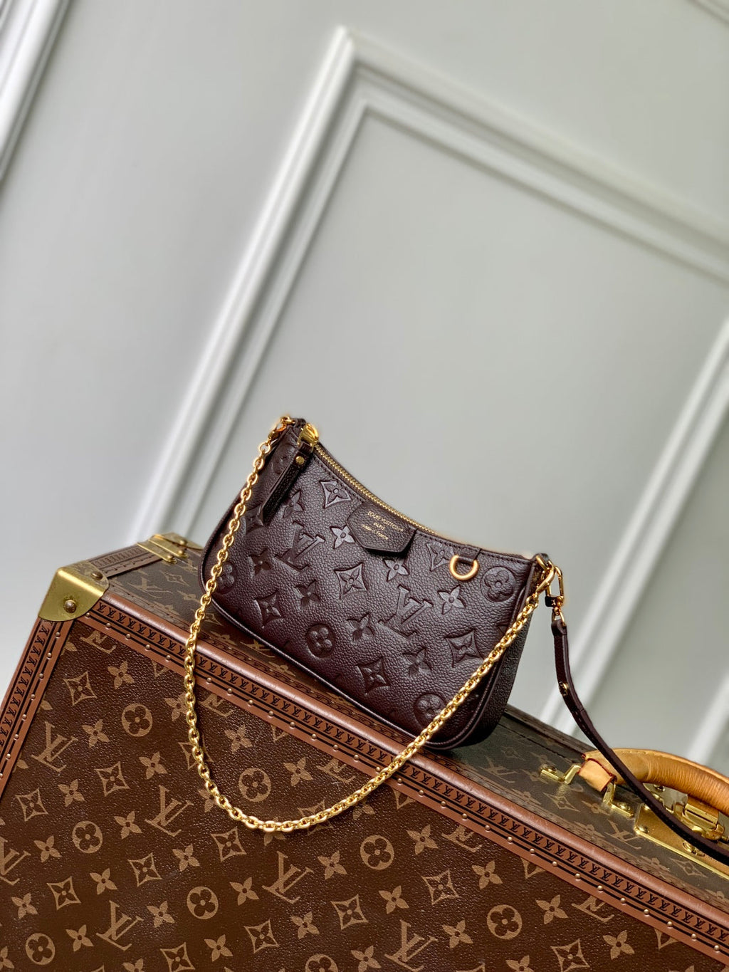 LOUIS VUITTON EASY POUCH ON STRAP 19 IN DARK BROWN MONOGRAM EMBOSSED LOGO CALFSKIN