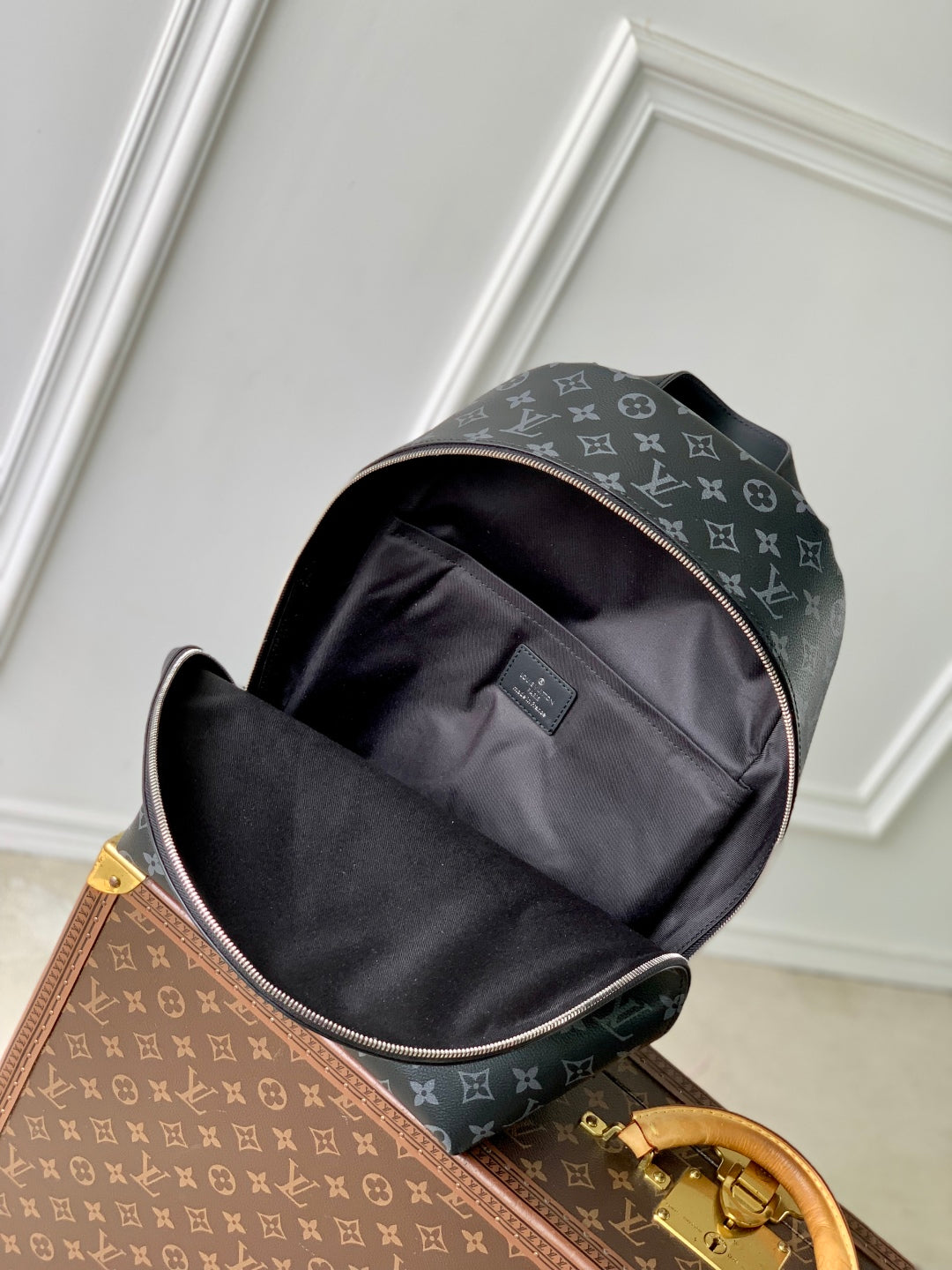 LOUIS VUITTON DISCOVERY SLIM BACKPACK 38 IN BLACK MONOGRAM ECLIPSE COATED CALFSKIN