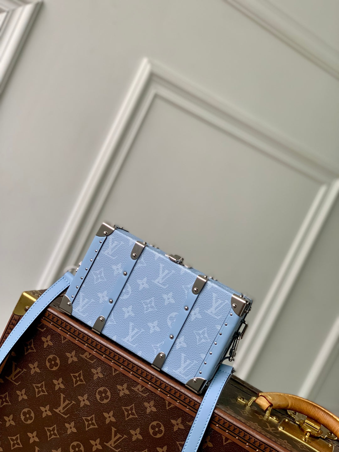 LOUIS VUITTON WALLET TRUNK TAIGARAMA 21.5 IN BLUE MONOGRAM COATED CANVAS
