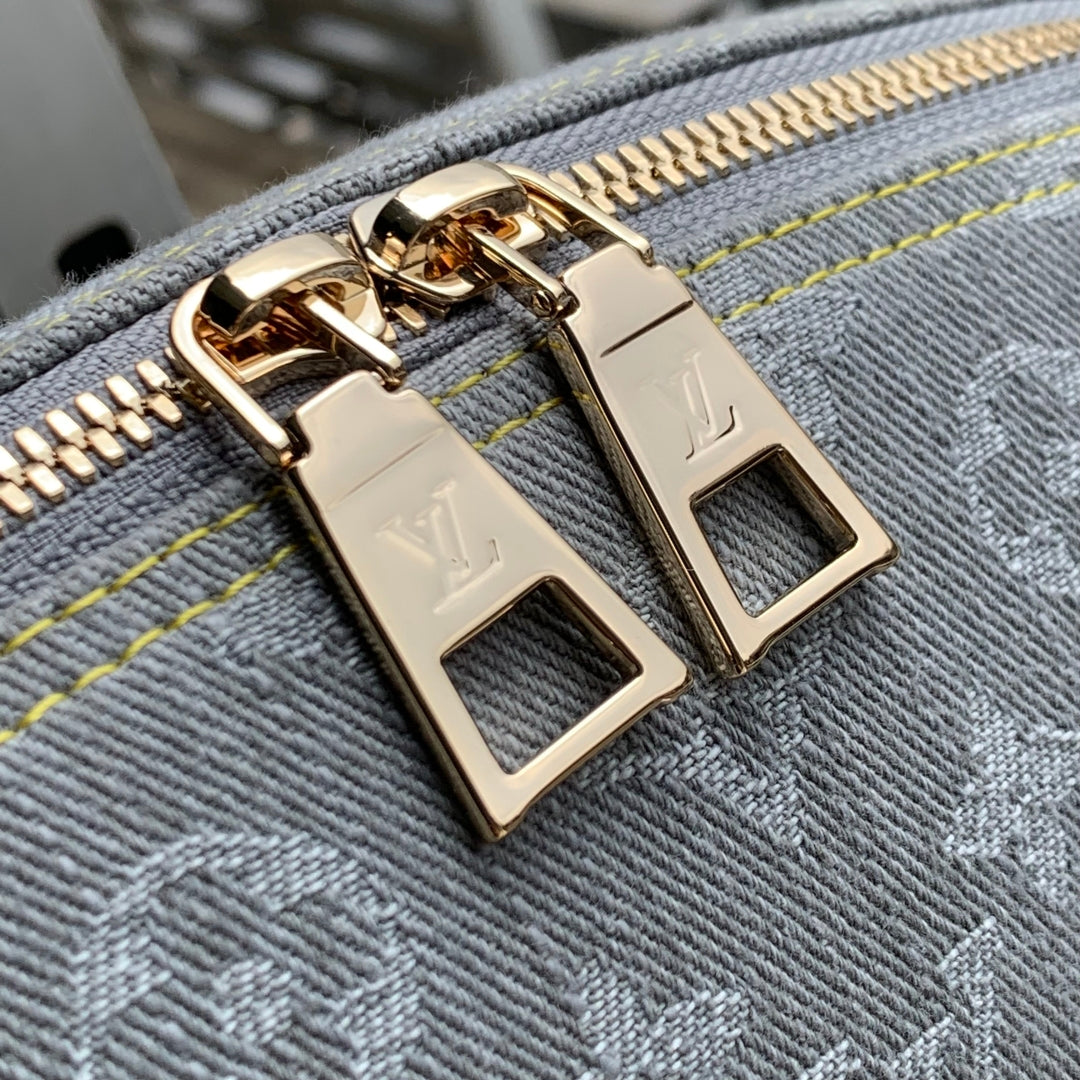 LOUIS VUITTON COSMETIC POUCH 27 IN GREY MONOGRAM DENIM GOLD HARDWARE