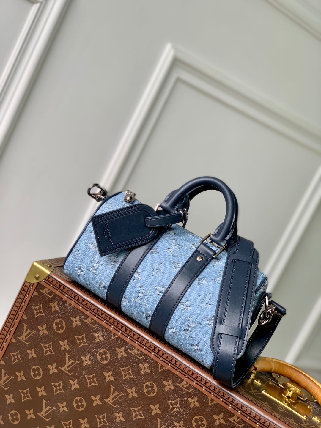 LOUIS VUITTON KEEPALL BANDOULIÈRE 25 INSKY BLUE MONOGRAM HERITAGE CANVAS DARK BLUE CALFSKIN
