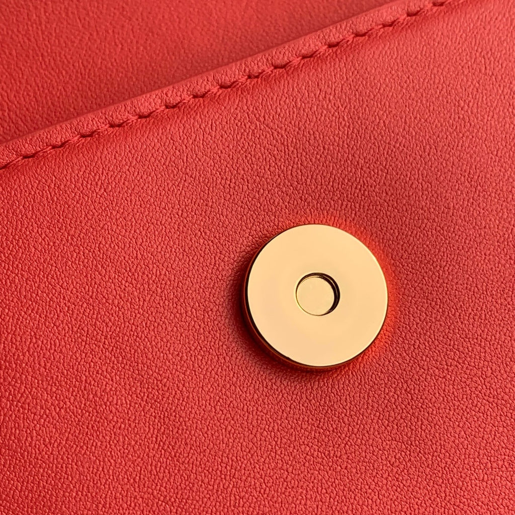 LOUIS VUITTON WALLET ON CHAIN BLOOM 20 IN SWEET CORAL CALFSKIN