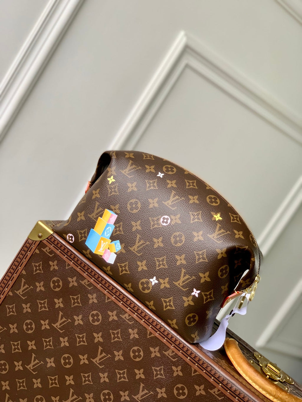 LOUIS VUITTON VIVIENNE 27 IN BROWN MONOGRAM COATED CANVAS GOLD LOCK