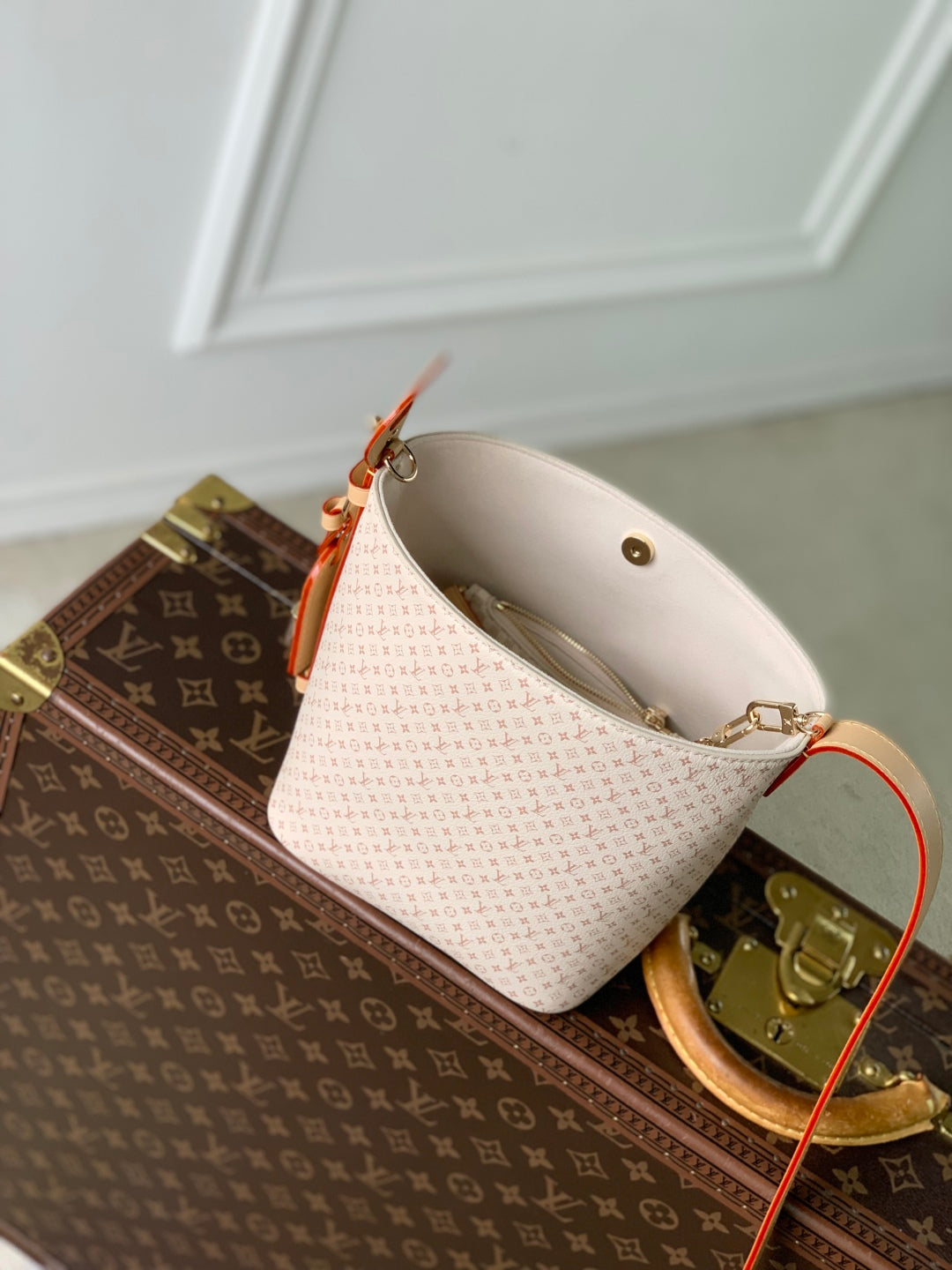 LOUIS VUITTON ROMANCE ALL IN BB 25S 18 IN DUNE MONOGRAM DAMIER CALFSKIN