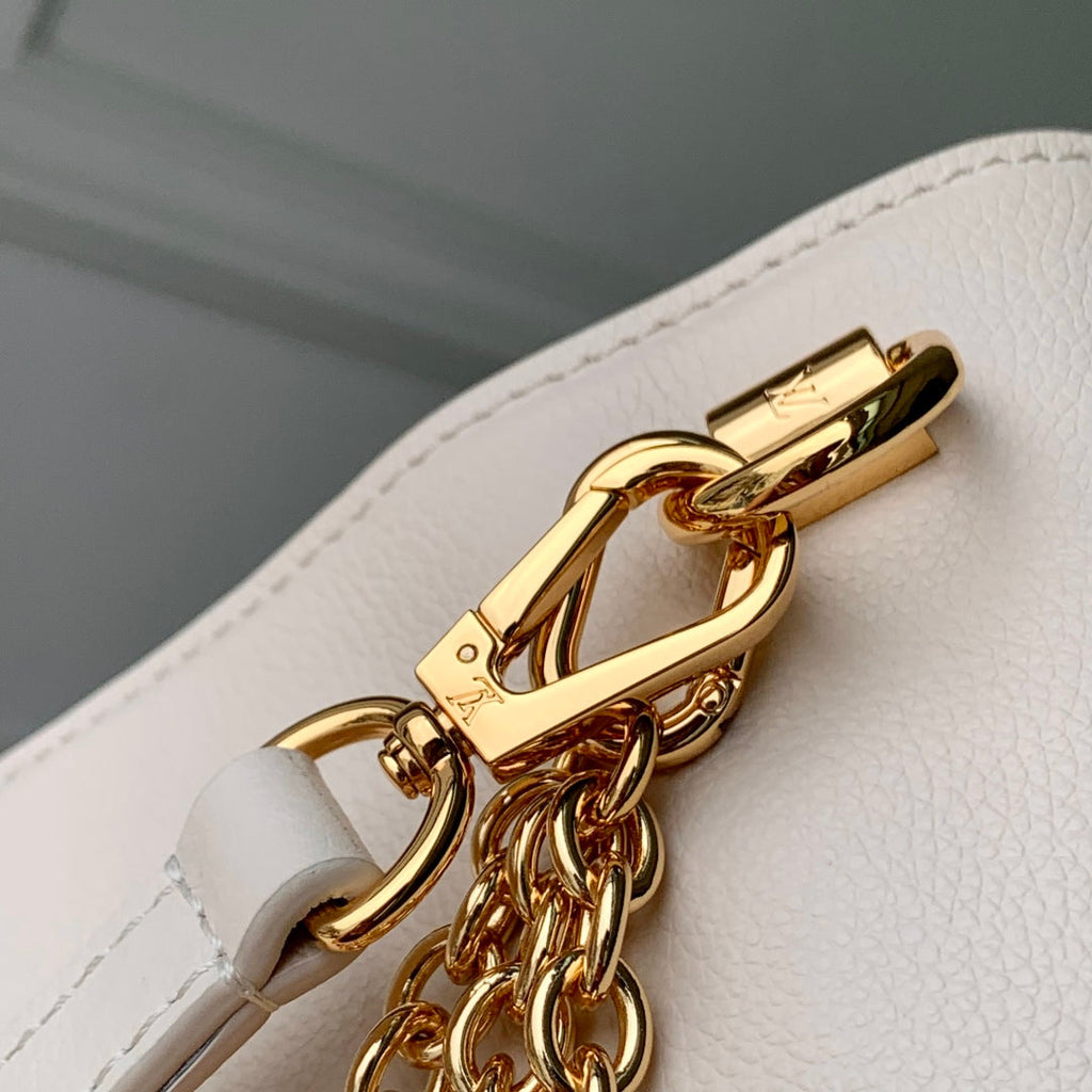 LOUIS VUITTON TWIST SLIM 19 IN LIGHT PINK TAURILLON CALFSKIN GOLD HARDWARE