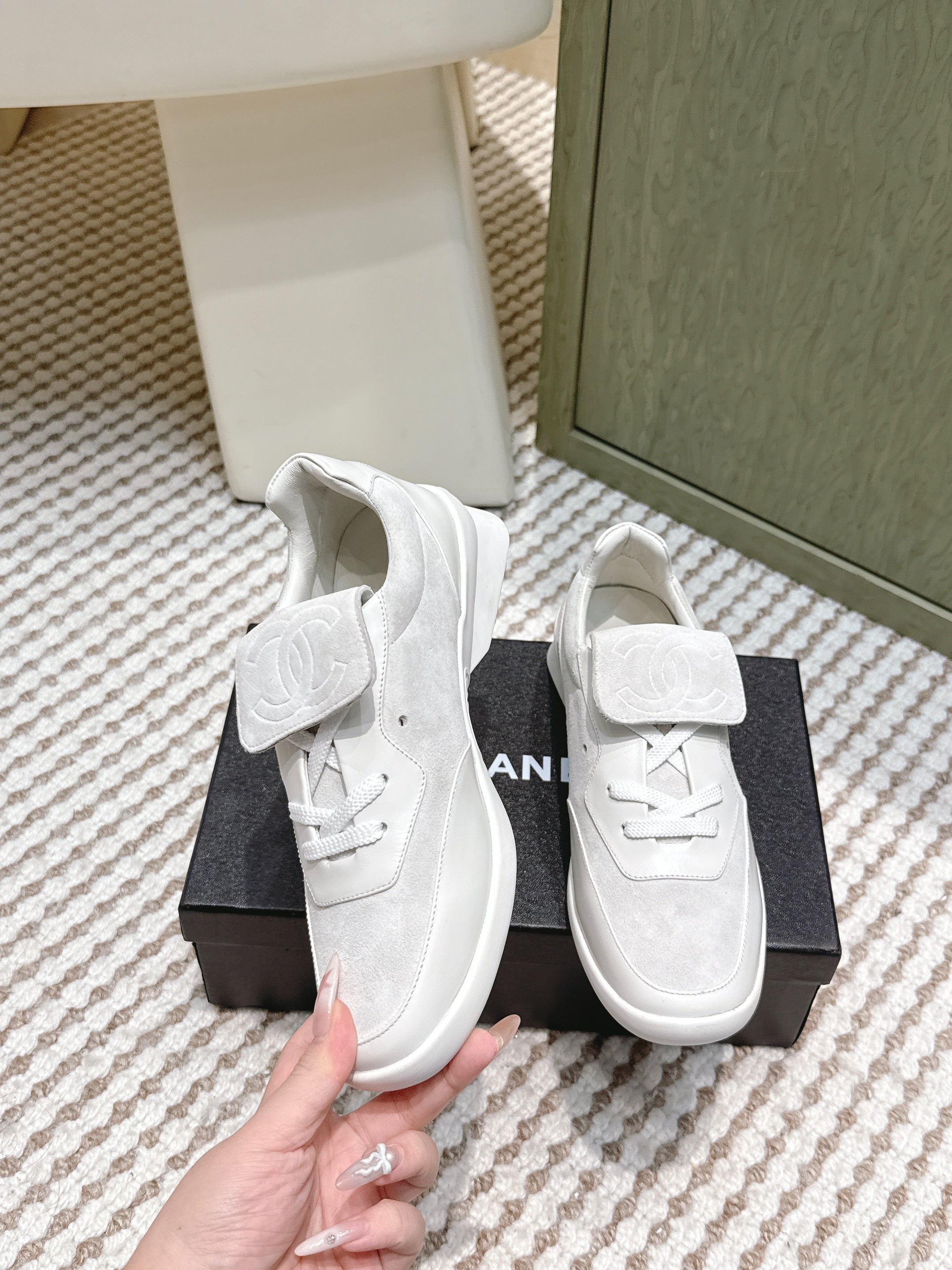 CHANEL 25S SNEAKERS 35MM IN GREIGE SUEDE WITH VELCRO STRAPS