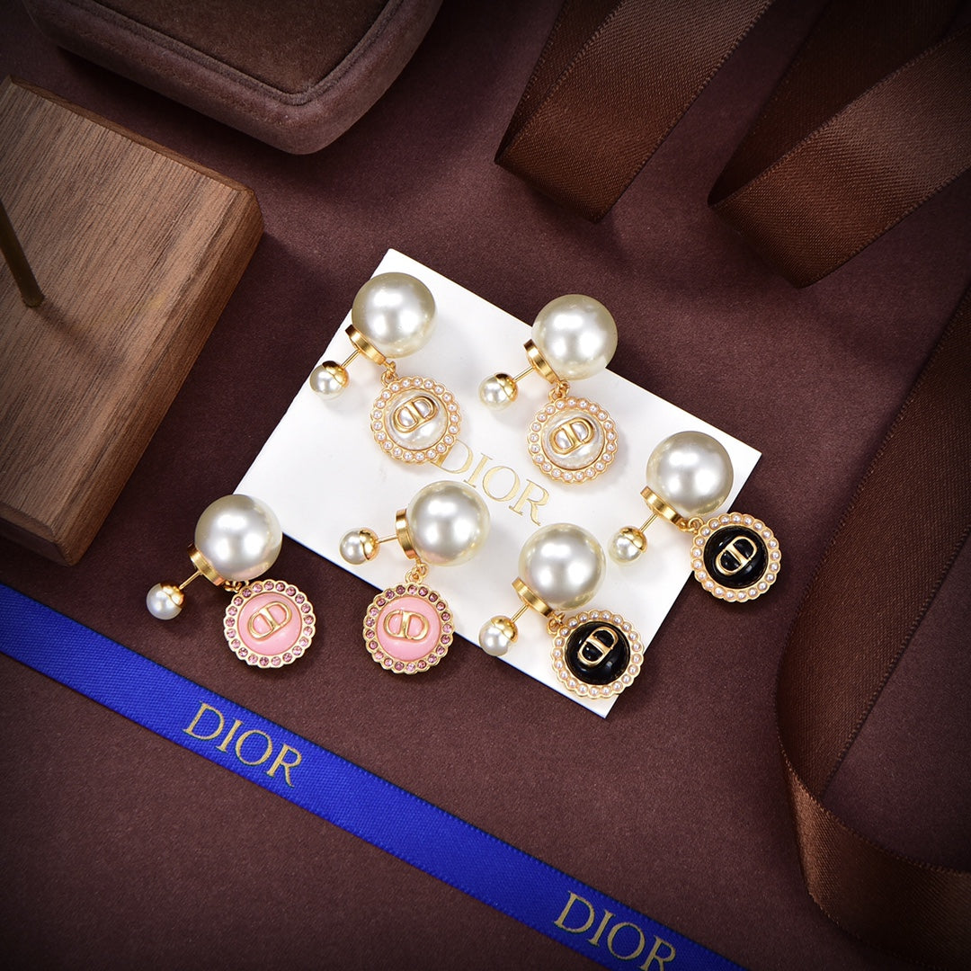 18K Dior Pearls Earrings