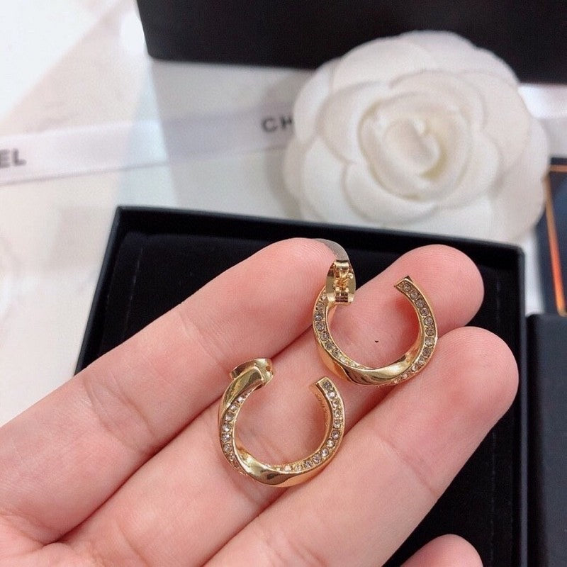 18K  Chanel Half Cirle Diamond Earrings