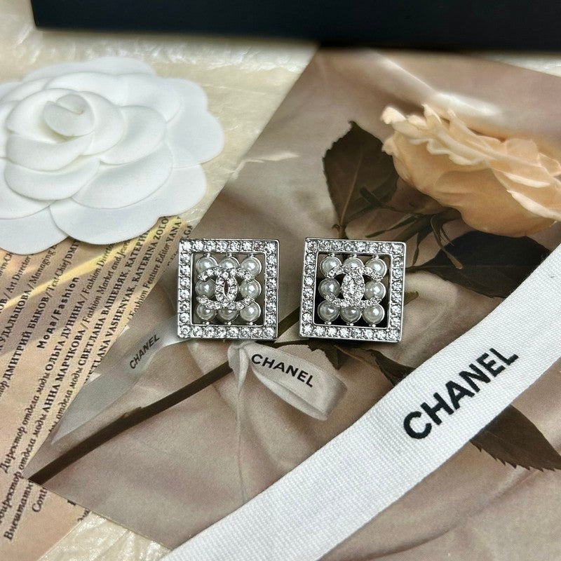 18K  Chanel Diamond & Pearl Square Earrings