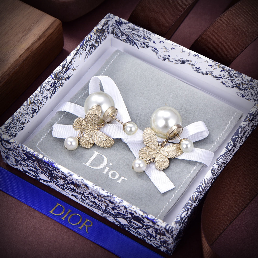 18K Dior Tribales Pearl Earrings