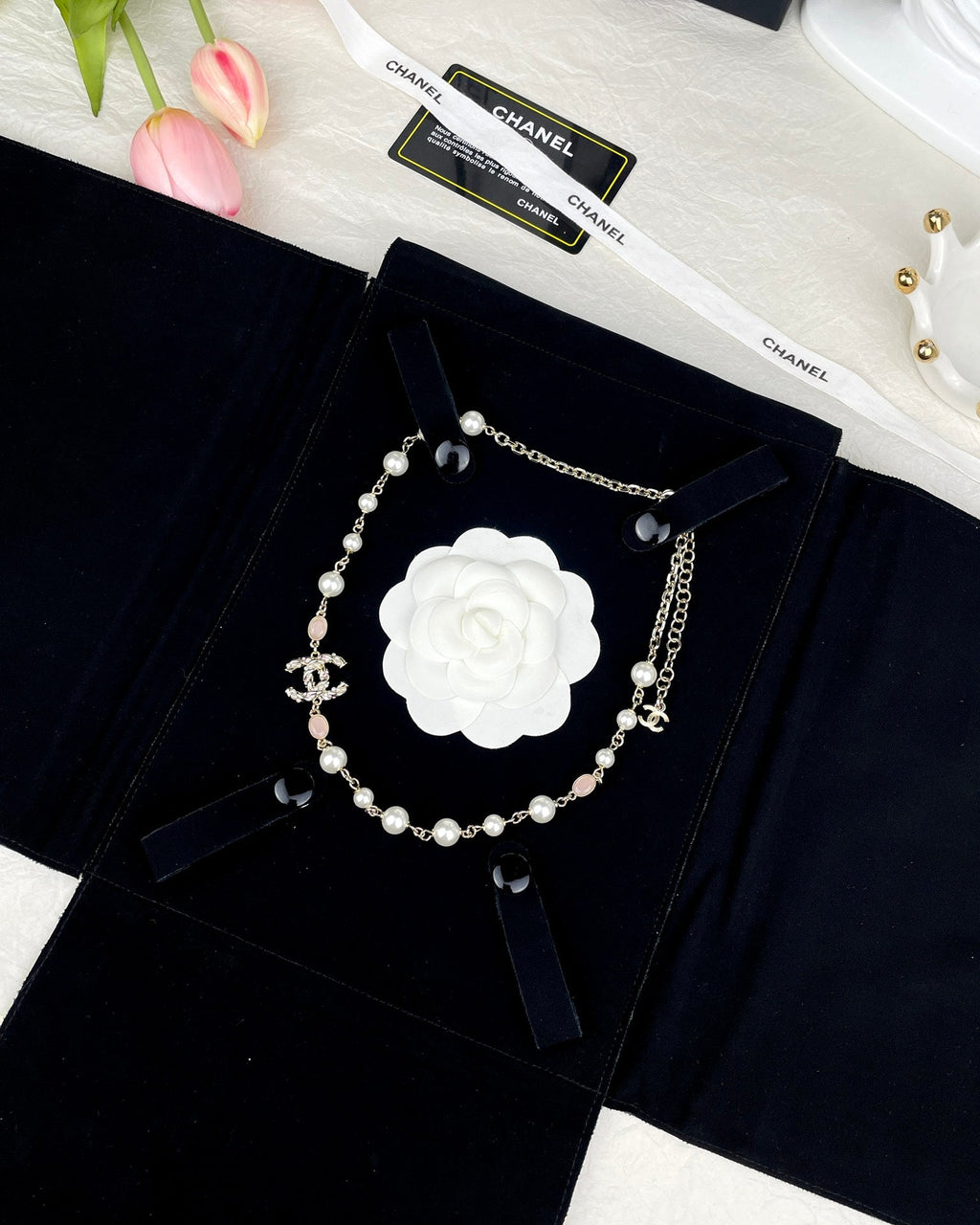 18K  Chanel Pearls Necklace