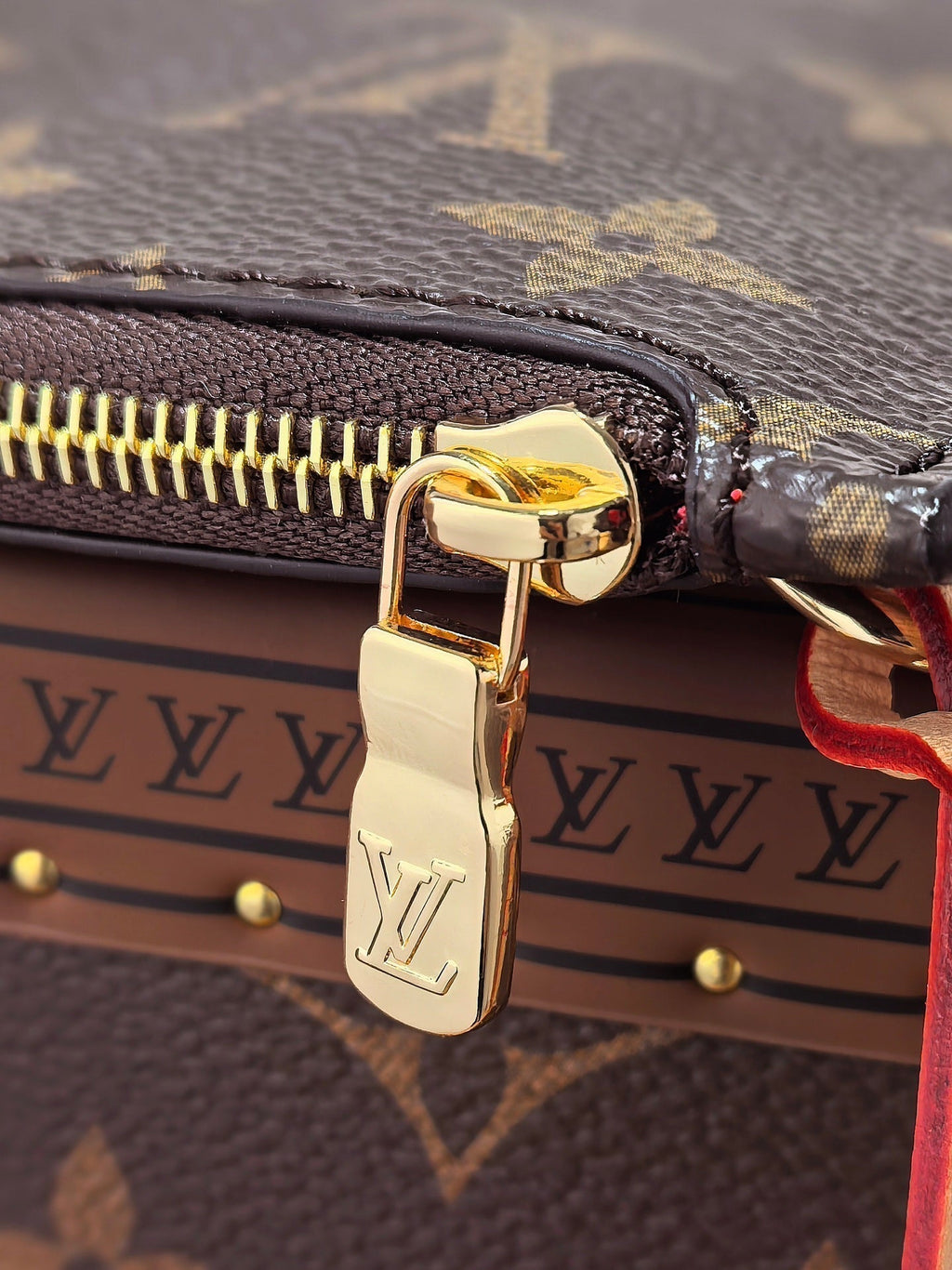 LOUIS VUITTON LV 25S NEVERFULL 31 IN DARK BROWN MONOGRAM CHERRY LEATHER TRIM GOLD HARDWARE