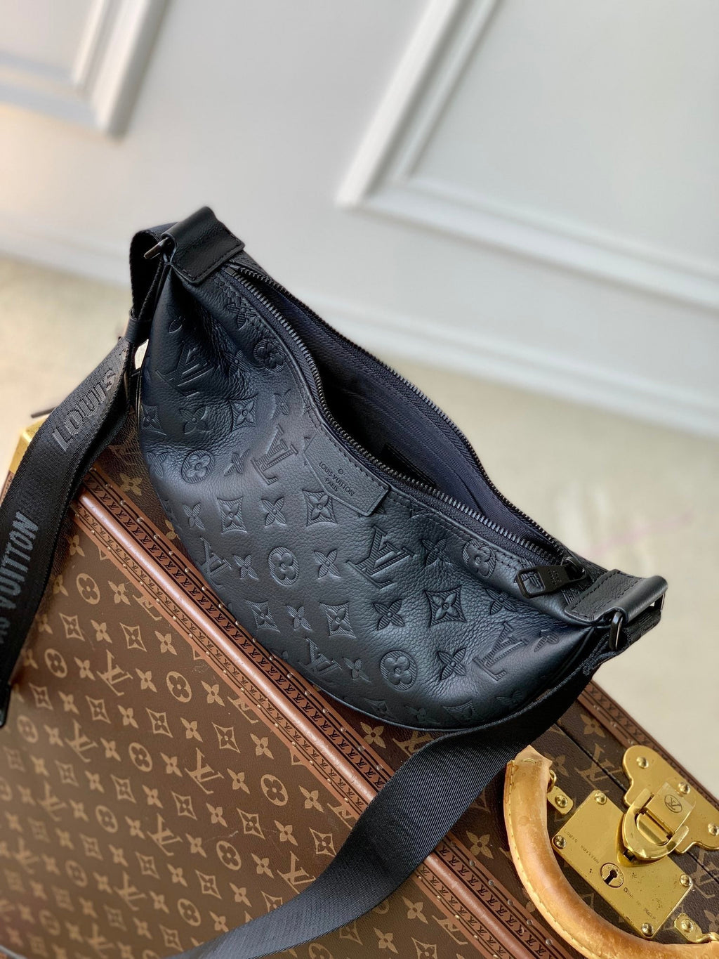 LOUIS VUITTON HAMAC BAG 28 IN BLACK MONOGRAM SHADOW