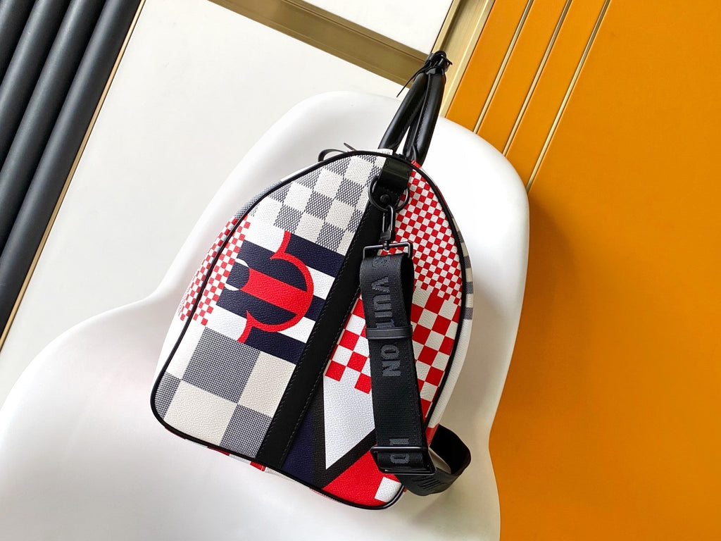 LOUIS VUITTON LV 25S SAC KEEPALL BANDOULIÈRE 50 IN MULTICOLOR CANVAS AND CALFSKIN TRIM
