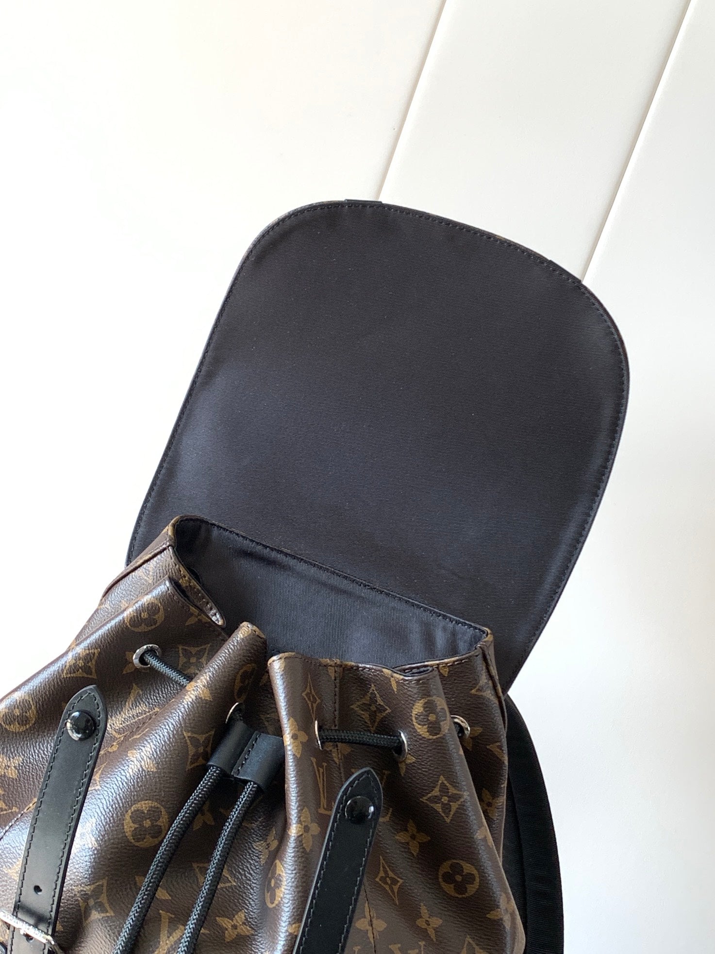 LOUIS VUITTON CHRISTOPHER MM BACKPACK 47 IN BROWN MONOGRAM CANVAS