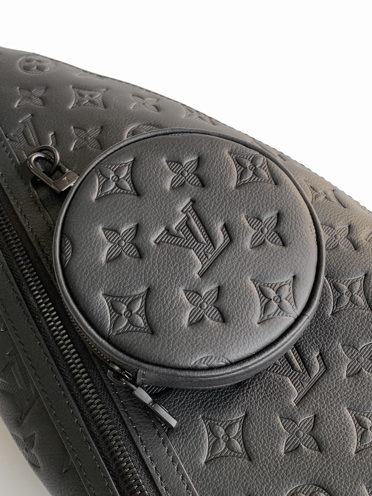 LOUIS VUITTON DUO CROSSBAG BAG 42 IN BLACK EMBOSSED CALFSKIN