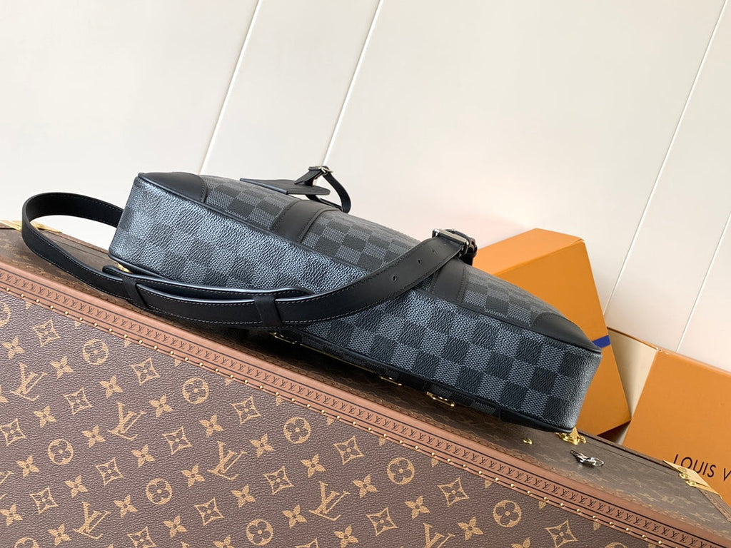 LOUIS VUITTON PORTE- DOCUMENTS VOYAGE NM HANDBAG 36 IN BLACK DAMIER GRAPHITE CANVAS