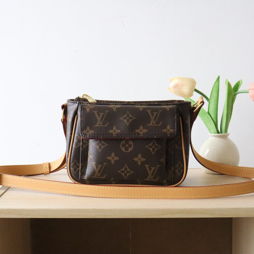 LOUIS VUITTON LV 25S SHOULDER BAG 19 IN BROWN MONOGRAM CALFSKIN GOLD HARDWARE