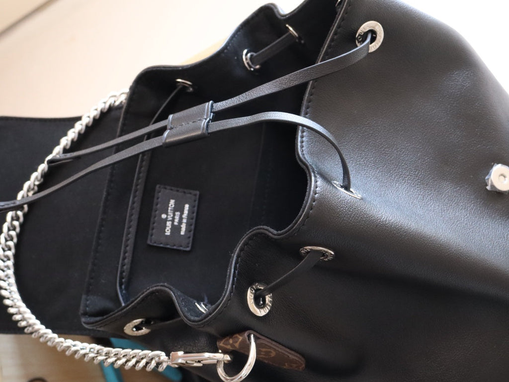 LOUIS VUITTON LV 25S MONTSOURIS VIBE 35 IN BLACK LAMBSKIN SILVER HARDWARE