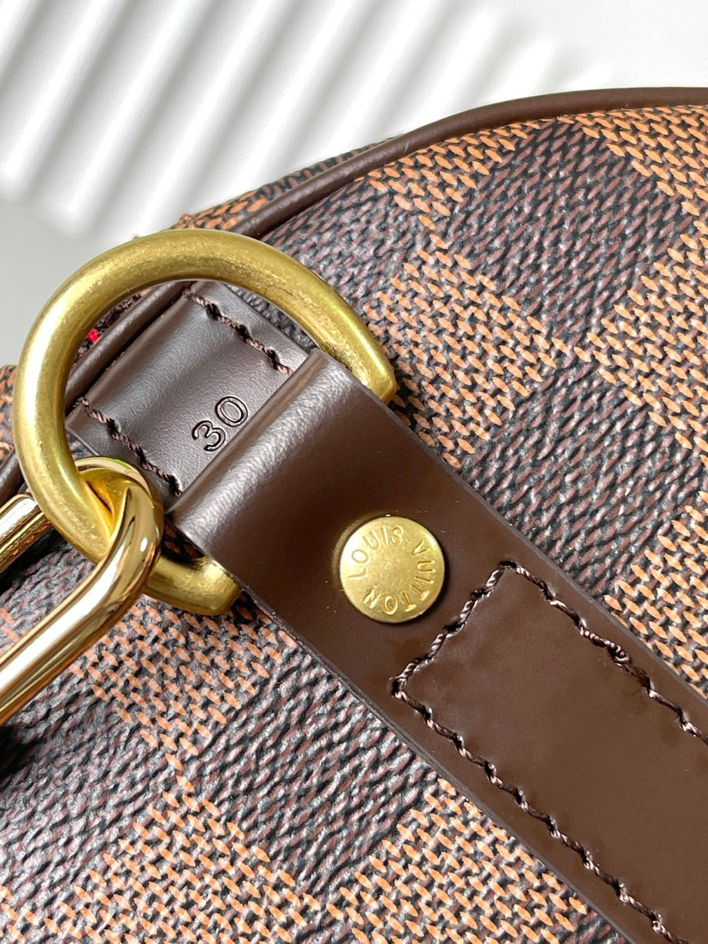 LOUIS VUITTON SPEEDY BANDOLIÈRE 30 IN DARK BROWN DAMIER EBENE CANVAS GOLD LOCK