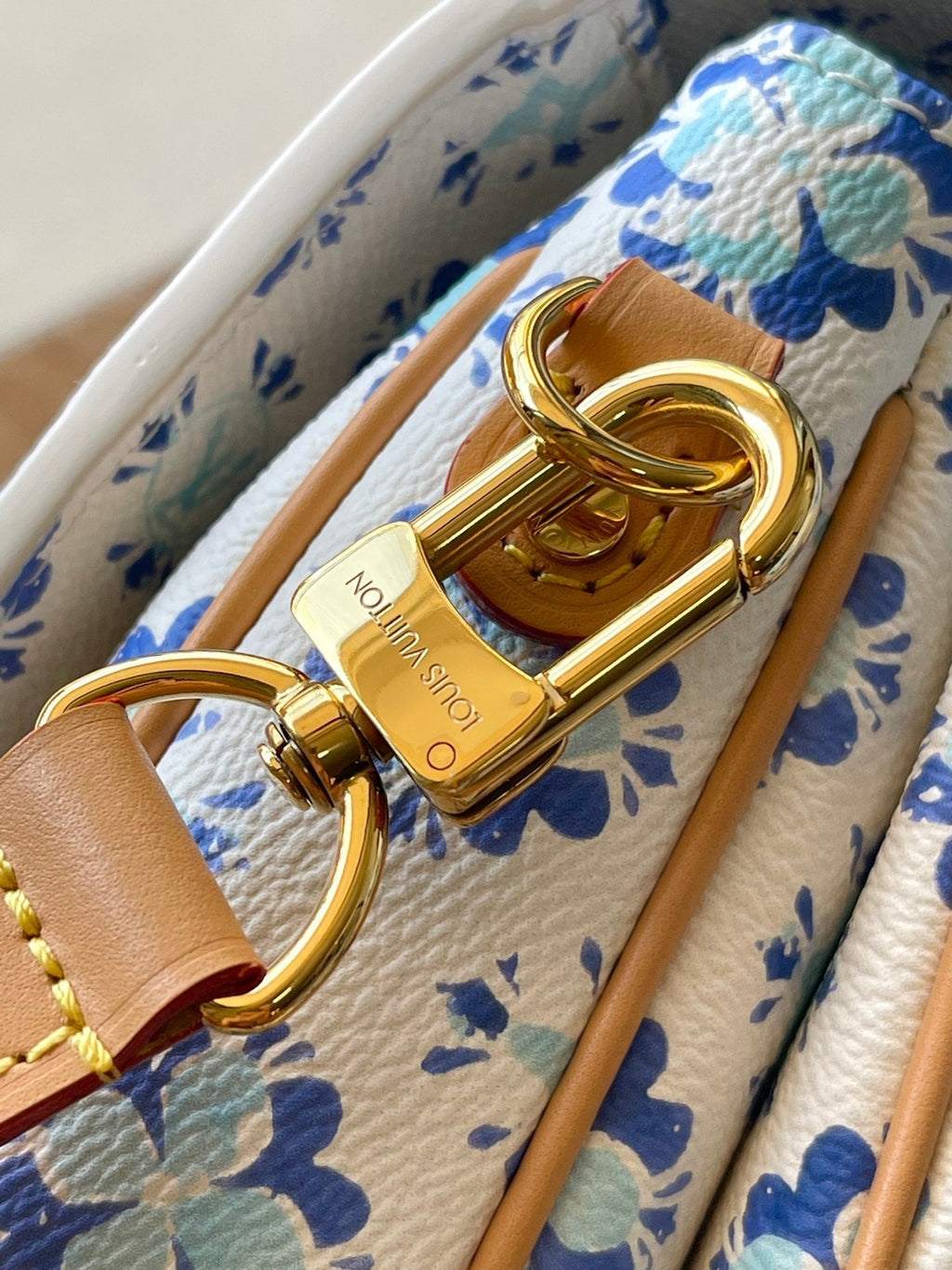 LOUIS VUITTON POCHETTE MÉTIS 25 IN LAGOON BLUE MONOGRAM TILES CANVAS GOLD HARDWARE