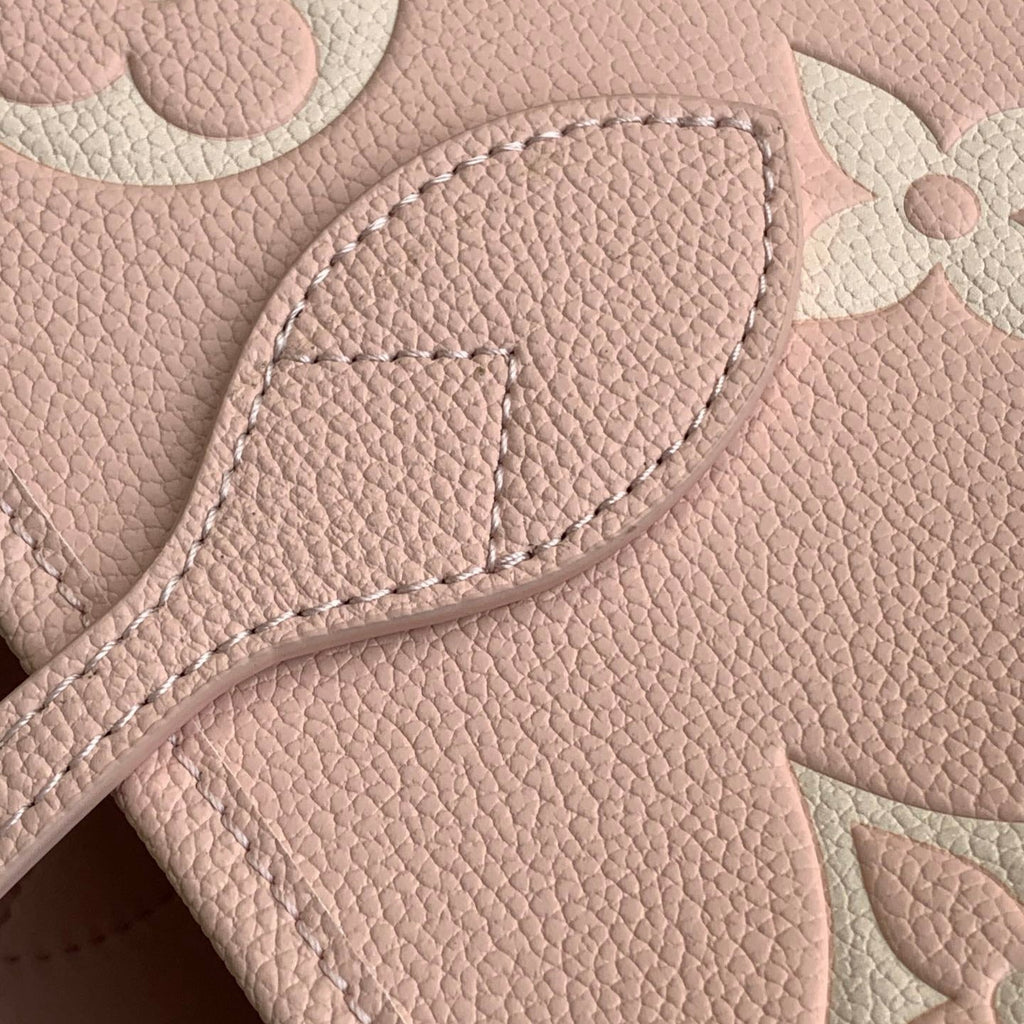 LOUIS VUITTON NEVERFULL MM BAG 32 IN PINK AND BEIGE EMBOSSED COWHIDE