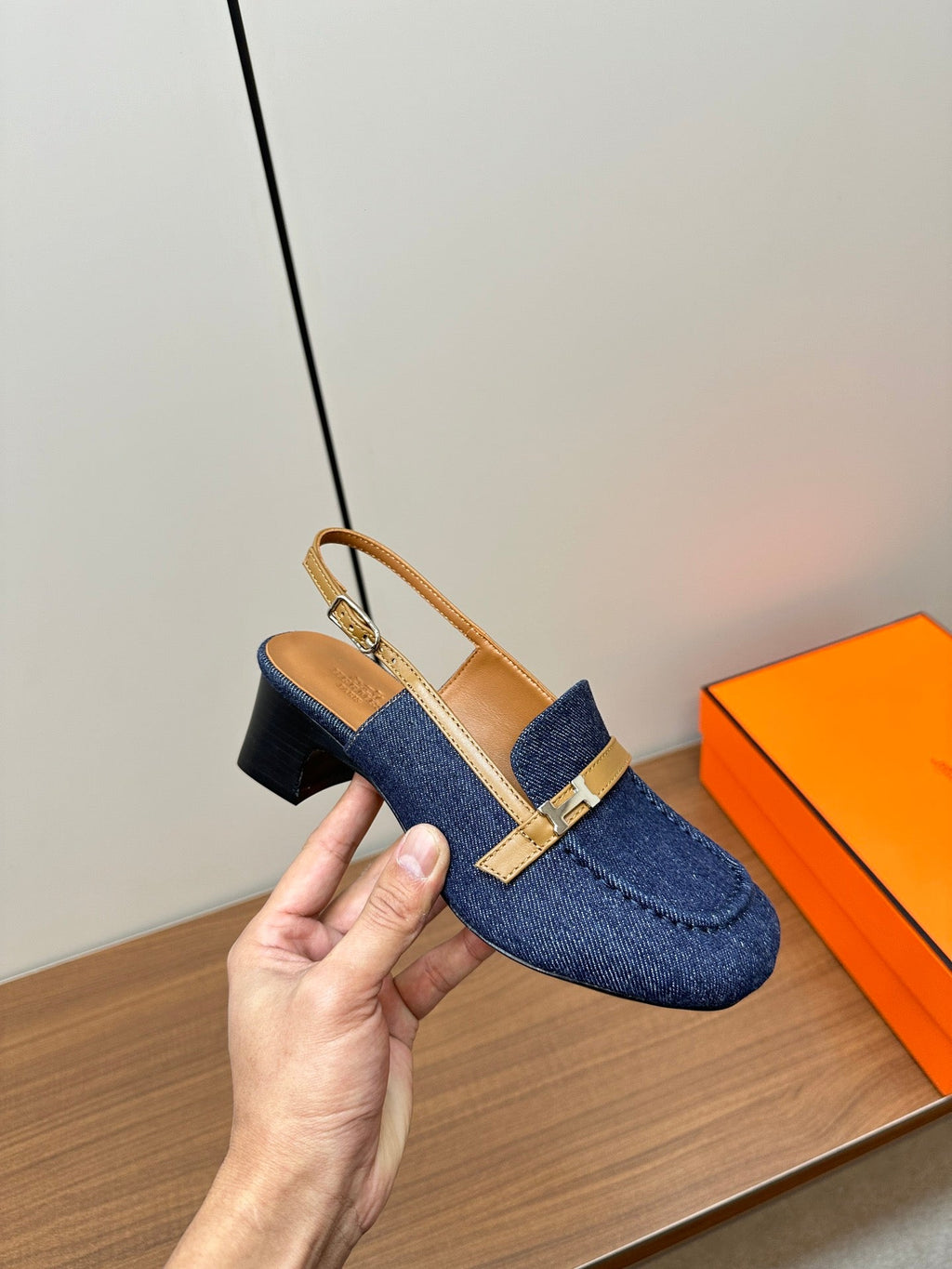 HERMES Infinie 50 pump navy