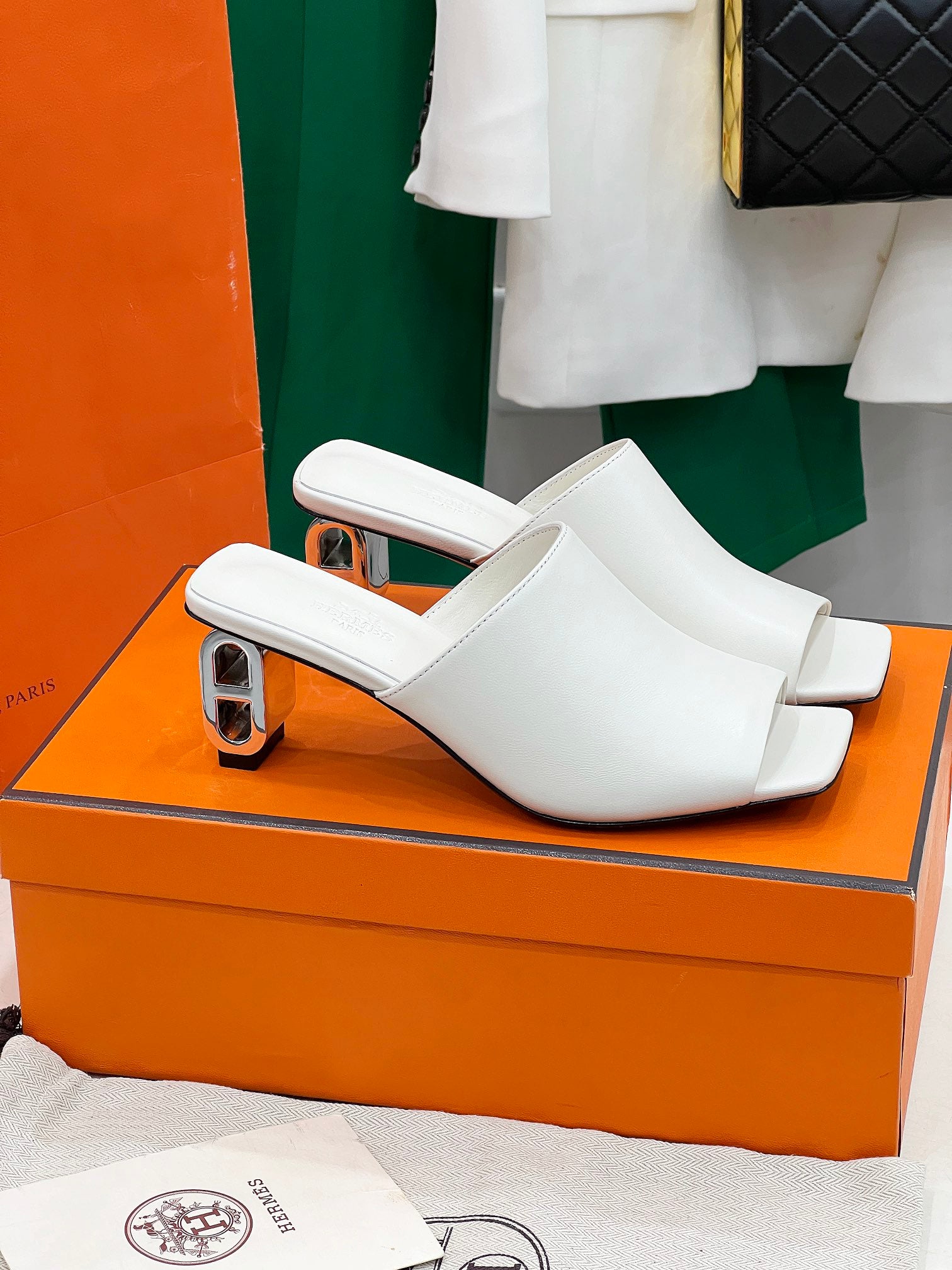 HERMES ICONIQUE 60 SANDAL IN WHITE CALFSKIN