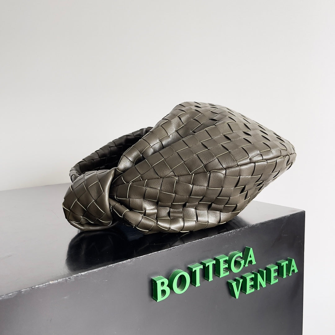 BOTTEGA VENETA SMALL JODIE 36 IN KAKI LAMBSKIN