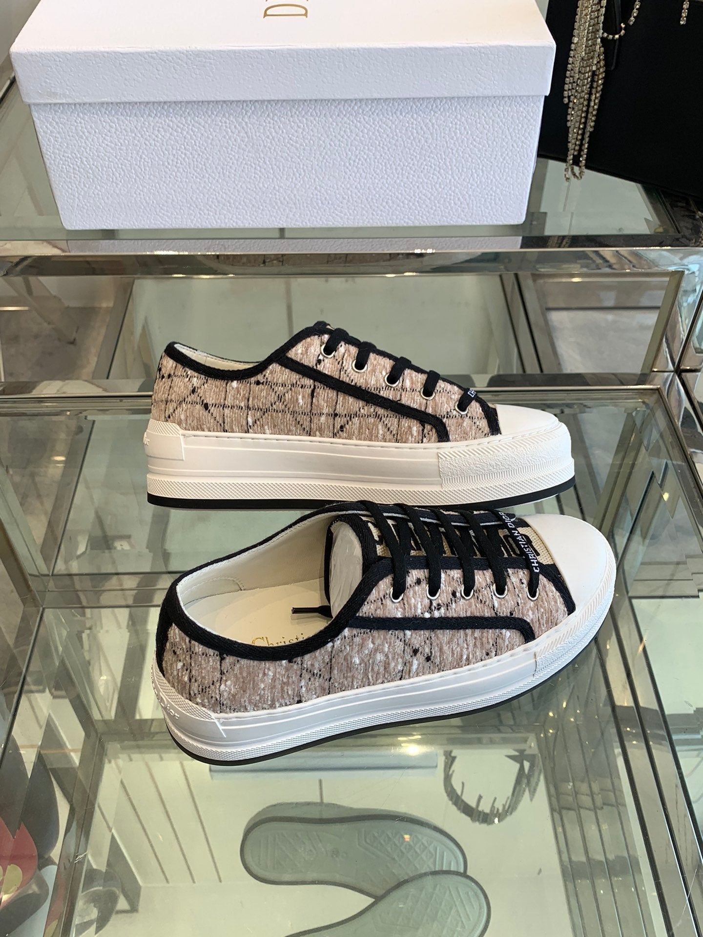 DIOR WALK'N PLATFORM SNEAKER BEIGE AND BLACK CANNAGE TWEED