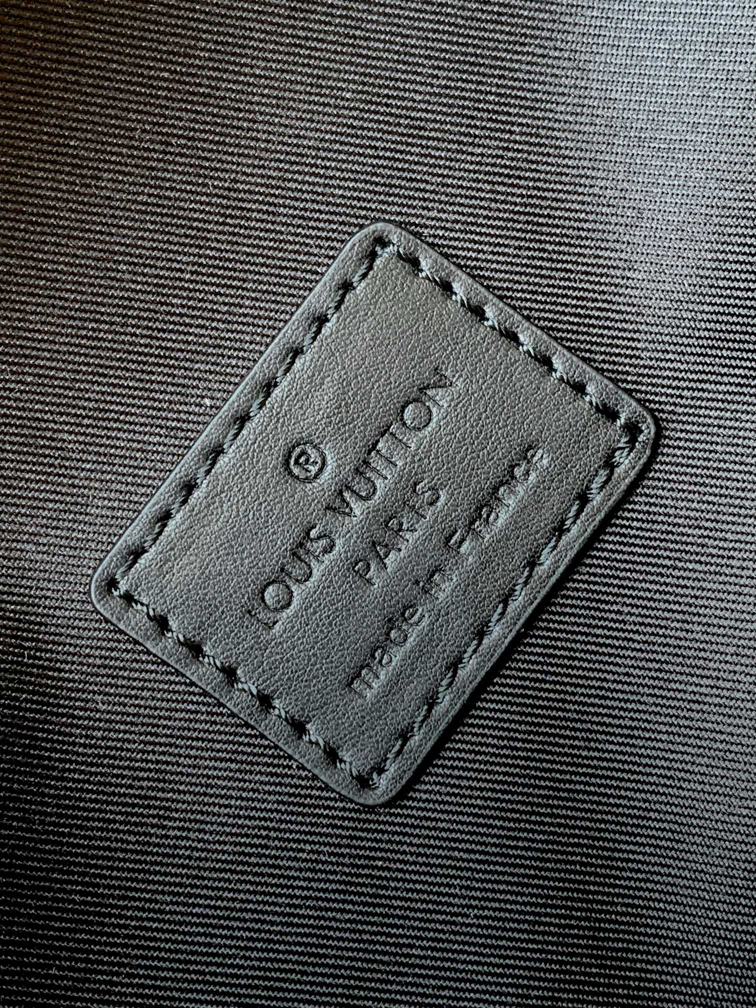 LOUIS VUITTON LV 25S MICHAEL BACKPACK 42 IN DAMIER INFINI ONYX CALFSKIN