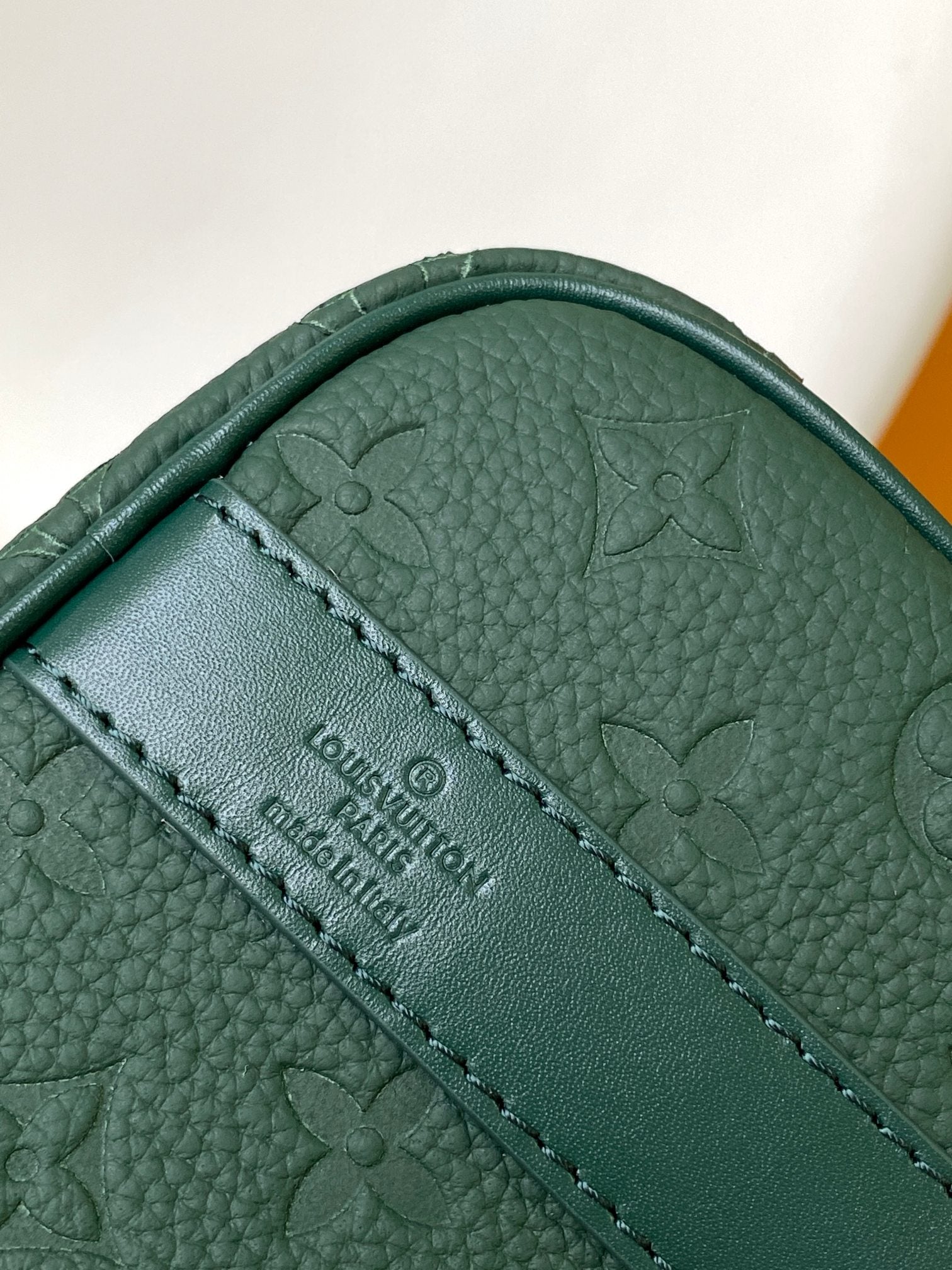 LOUIS VUITTON KEEPALL BANDOULIÈRE 25 IN FOREST GREEN MONOGRAM EMBOSSED CALFSKIN