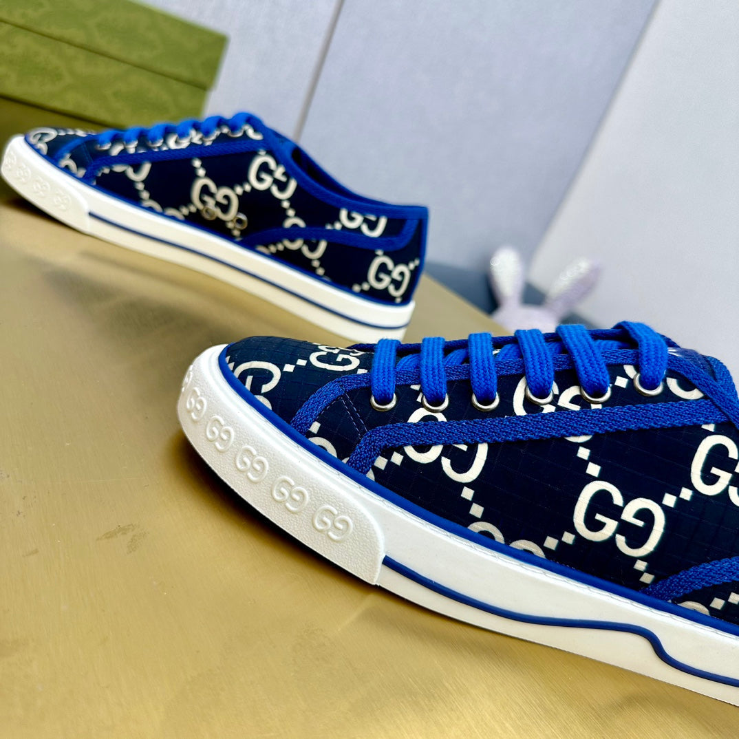 GUCCI TENNIS 1977 TRAINER BLACK AND COBALT CANVAS