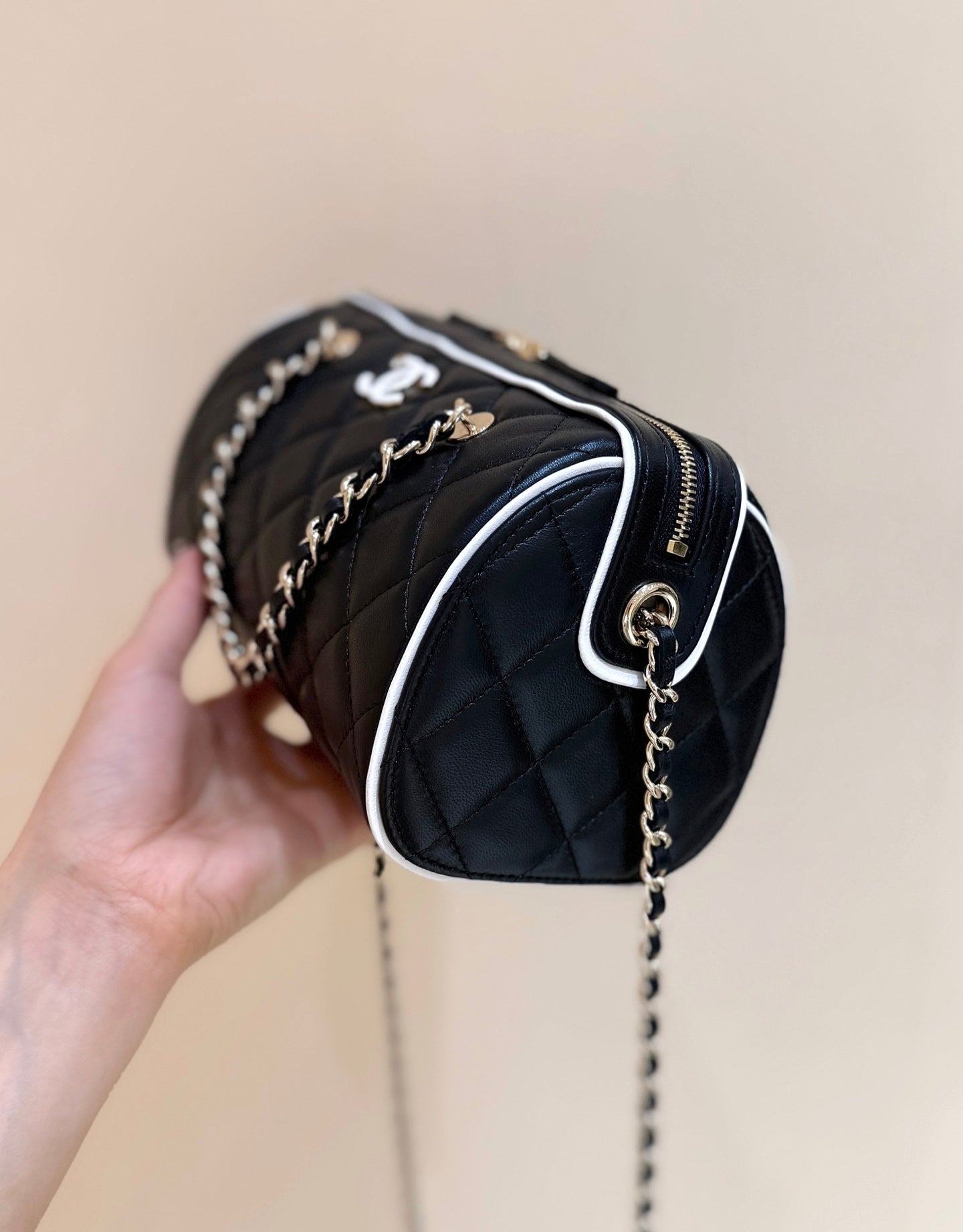 CHANEL MEITO BOSTON MATELASSE CAVIAR SHOULDER HANDBAG 18 IN BLACK LAMBSKIN